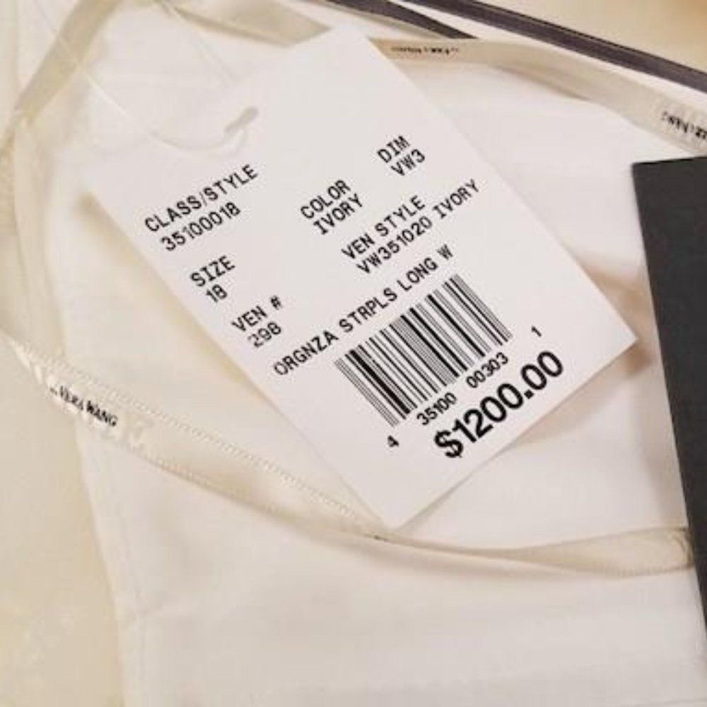 White by Vera Wang Strapless Wedding Gown - 18 - Picture 11 of 13